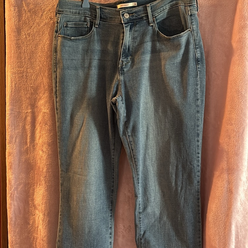Levi 505 Straight Leg Jeans, Women’s Size 14, Never Worn